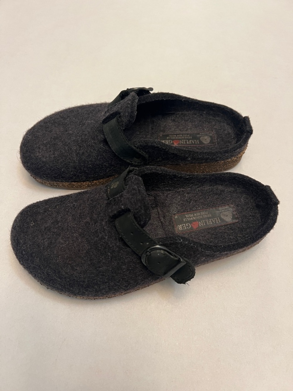 HAFLINGER BLACK CHARCOAL WOOL CLOGS WITH LEATHER ACCENTS & BUCKLES 38=7 US - Picture 2 of 11